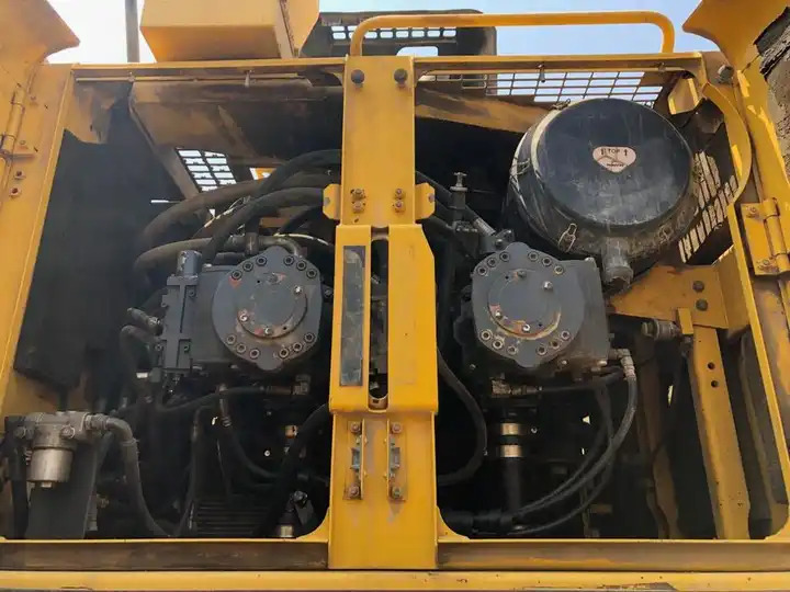 Good Condition Used Komastu PC400 PC450 PC200 PC700 Excavator Komatsu PC200 - Bager: slika Good Condition Used Komastu PC400 PC450 PC200 PC700 Excavator Komatsu PC200 - Bager Good Condition Used Komastu PC400 PC450 PC200 PC700 Excavator Komatsu PC200 - Bager: slika Good Condition Used Komastu PC400 PC450 PC200 PC700 Excavator Komatsu PC200 - Bager