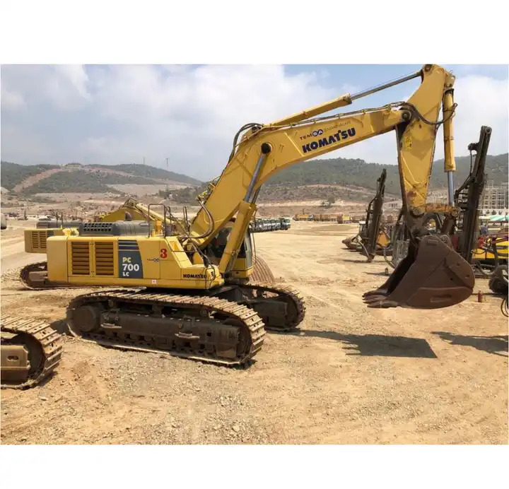 Good Condition Used Komastu PC400 PC450 PC200 PC700 Excavator Komatsu PC200 - Bager: slika Good Condition Used Komastu PC400 PC450 PC200 PC700 Excavator Komatsu PC200 - Bager Good Condition Used Komastu PC400 PC450 PC200 PC700 Excavator Komatsu PC200 - Bager: slika Good Condition Used Komastu PC400 PC450 PC200 PC700 Excavator Komatsu PC200 - Bager