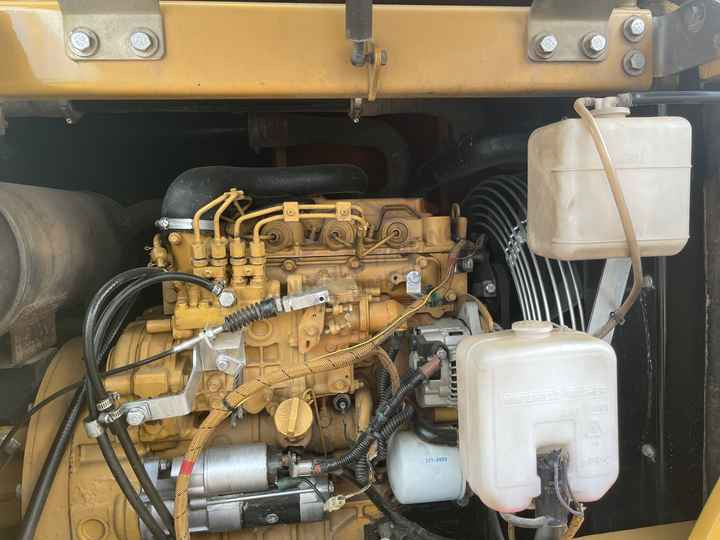 Good Price CAT 305.5E 307 308C 308D 308E 312D 315D 320C 320D Second Hand 7 Tons Used Mini Crawler Excavator For Sale - Mini bager: slika Good Price CAT 305.5E 307 308C 308D 308E 312D 315D 320C 320D Second Hand 7 Tons Used Mini Crawler Excavator For Sale - Mini bager Good Price CAT 305.5E 307 308C 308D 308E 312D 315D 320C 320D Second Hand 7 Tons Used Mini Crawler Excavator For Sale - Mini bager: slika Good Price CAT 305.5E 307 308C 308D 308E 312D 315D 320C 320D Second Hand 7 Tons Used Mini Crawler Excavator For Sale - Mini bager