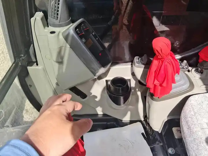 Good Working Condition 7ton Used Excavator In Shanghai China 2019 Second Hand Hitachi Zx70 Used Excavator In Shanghai - Bager gusjeničar: slika Good Working Condition 7ton Used Excavator In Shanghai China 2019 Second Hand Hitachi Zx70 Used Excavator In Shanghai - Bager gusjeničar Good Working Condition 7ton Used Excavator In Shanghai China 2019 Second Hand Hitachi Zx70 Used Excavator In Shanghai - Bager gusjeničar: slika Good Working Condition 7ton Used Excavator In Shanghai China 2019 Second Hand Hitachi Zx70 Used Excavator In Shanghai - Bager gusjeničar