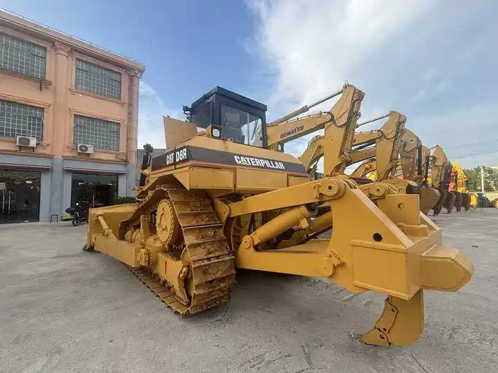 High Efficiency Used Caterpillar Bulldozer cat d8r Used Caterpillar d7g 6g d8r - Buldožer: slika High Efficiency Used Caterpillar Bulldozer cat d8r Used Caterpillar d7g 6g d8r - Buldožer High Efficiency Used Caterpillar Bulldozer cat d8r Used Caterpillar d7g 6g d8r - Buldožer: slika High Efficiency Used Caterpillar Bulldozer cat d8r Used Caterpillar d7g 6g d8r - Buldožer