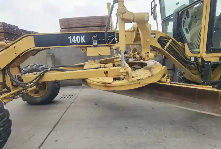 High Quality New Caterpillar Motor Grader Cat 140k Good Price With 1 Year Quality Warranted In Shanghai - Grejder: slika High Quality New Caterpillar Motor Grader Cat 140k Good Price With 1 Year Quality Warranted In Shanghai - Grejder High Quality New Caterpillar Motor Grader Cat 140k Good Price With 1 Year Quality Warranted In Shanghai - Grejder: slika High Quality New Caterpillar Motor Grader Cat 140k Good Price With 1 Year Quality Warranted In Shanghai - Grejder