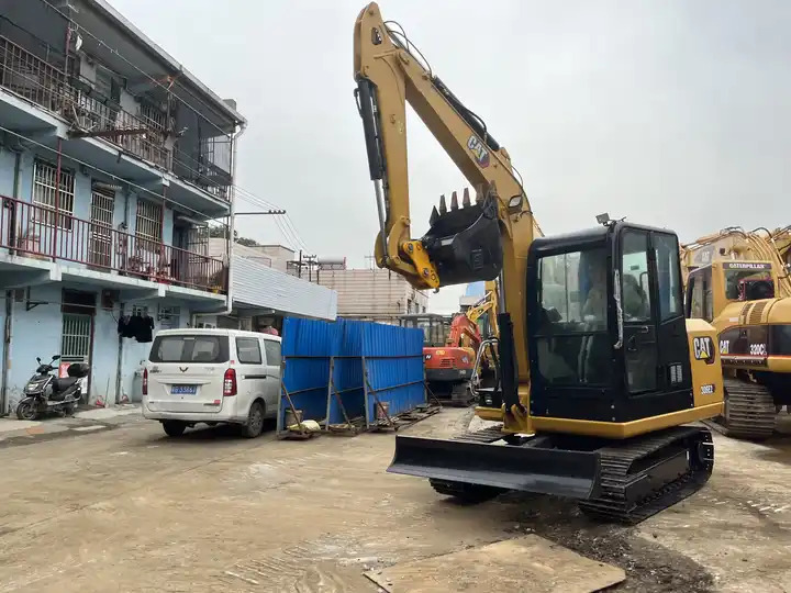 Japan CAT 306E 306E2 306D 305.5 307 308 excavator 95% new retro CAT 305.5 5.5tons with mini excavator bucket - Bager gusjeničar: slika Japan CAT 306E 306E2 306D 305.5 307 308 excavator 95% new retro CAT 305.5 5.5tons with mini excavator bucket - Bager gusjeničar Japan CAT 306E 306E2 306D 305.5 307 308 excavator 95% new retro CAT 305.5 5.5tons with mini excavator bucket - Bager gusjeničar: slika Japan CAT 306E 306E2 306D 305.5 307 308 excavator 95% new retro CAT 305.5 5.5tons with mini excavator bucket - Bager gusjeničar