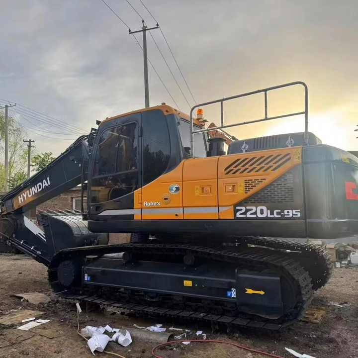 Korea Original Used Hyundai 220LC-9S Excavator Used Robex Hyundai 220 Excavator 220LC-9S Used Excavators for Sale - Bager: slika Korea Original Used Hyundai 220LC-9S Excavator Used Robex Hyundai 220 Excavator 220LC-9S Used Excavators for Sale - Bager Korea Original Used Hyundai 220LC-9S Excavator Used Robex Hyundai 220 Excavator 220LC-9S Used Excavators for Sale - Bager: slika Korea Original Used Hyundai 220LC-9S Excavator Used Robex Hyundai 220 Excavator 220LC-9S Used Excavators for Sale - Bager
