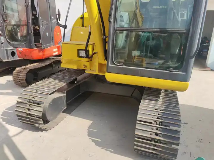 Little Working Hours Used Cheap Komatsu PC60 Excavator Used Mini Komatsu PC78 PC55 PC56 PC60 - Bager: slika Little Working Hours Used Cheap Komatsu PC60 Excavator Used Mini Komatsu PC78 PC55 PC56 PC60 - Bager Little Working Hours Used Cheap Komatsu PC60 Excavator Used Mini Komatsu PC78 PC55 PC56 PC60 - Bager: slika Little Working Hours Used Cheap Komatsu PC60 Excavator Used Mini Komatsu PC78 PC55 PC56 PC60 - Bager