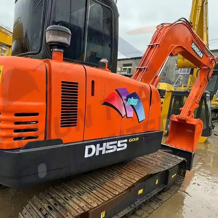 Mini 5ton Used Excavator Doosan DH55 with nice condition Korea low working hour multifunction crawler excavator Doosan DH55 - Bager: slika Mini 5ton Used Excavator Doosan DH55 with nice condition Korea low working hour multifunction crawler excavator Doosan DH55 - Bager Mini 5ton Used Excavator Doosan DH55 with nice condition Korea low working hour multifunction crawler excavator Doosan DH55 - Bager: slika Mini 5ton Used Excavator Doosan DH55 with nice condition Korea low working hour multifunction crawler excavator Doosan DH55 - Bager