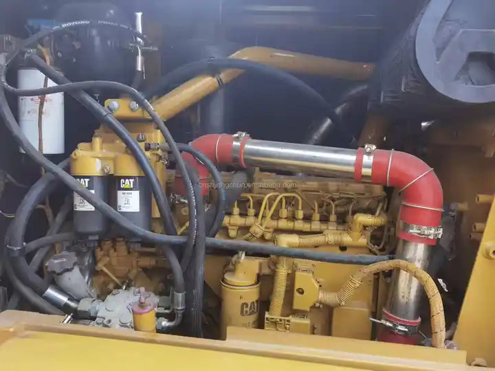 Orginal used cat 140K motor grader with CAT C7 engine in Shanghai China - Grejder: slika Orginal used cat 140K motor grader with CAT C7 engine in Shanghai China - Grejder Orginal used cat 140K motor grader with CAT C7 engine in Shanghai China - Grejder: slika Orginal used cat 140K motor grader with CAT C7 engine in Shanghai China - Grejder