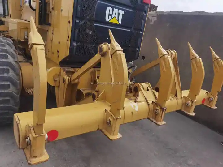 Orginal used cat 140K motor grader with CAT C7 engine in Shanghai China - Grejder: slika Orginal used cat 140K motor grader with CAT C7 engine in Shanghai China - Grejder Orginal used cat 140K motor grader with CAT C7 engine in Shanghai China - Grejder: slika Orginal used cat 140K motor grader with CAT C7 engine in Shanghai China - Grejder