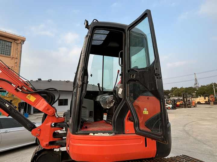 Original Japan 8ton Mini Excavator Kubota Mini Digger Used Excavator Mini Kubota Kx155 Kx165 Kx161 Kx183 - Bager gusjeničar: slika Original Japan 8ton Mini Excavator Kubota Mini Digger Used Excavator Mini Kubota Kx155 Kx165 Kx161 Kx183 - Bager gusjeničar Original Japan 8ton Mini Excavator Kubota Mini Digger Used Excavator Mini Kubota Kx155 Kx165 Kx161 Kx183 - Bager gusjeničar: slika Original Japan 8ton Mini Excavator Kubota Mini Digger Used Excavator Mini Kubota Kx155 Kx165 Kx161 Kx183 - Bager gusjeničar