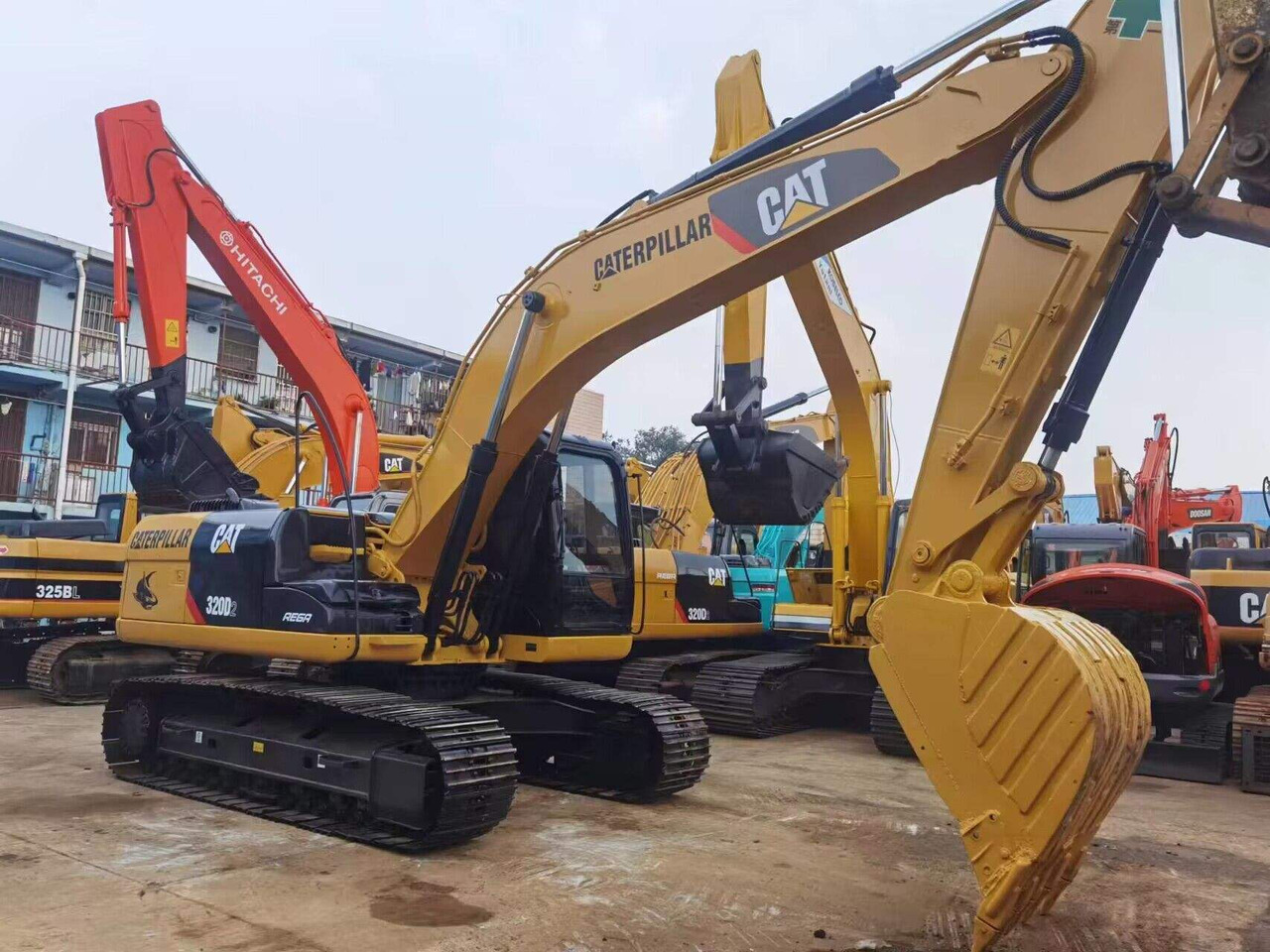Zakup  Second Hand Cat Excavator CAT 320D High Quality Japan Used Construction Machine 20ton Excavator cat320d Second Hand Cat Excavator CAT 320D High Quality Japan Used Construction Machine 20ton Excavator cat320d: slika Zakup  Second Hand Cat Excavator CAT 320D High Quality Japan Used Construction Machine 20ton Excavator cat320d Second Hand Cat Excavator CAT 320D High Quality Japan Used Construction Machine 20ton Excavator cat320d