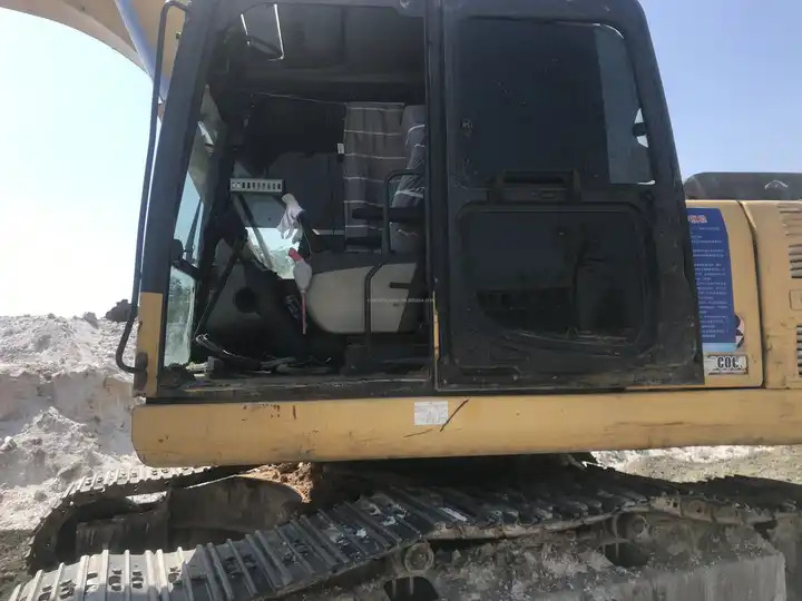 Site Work High Efficiency Second-hand Komatsu Pc200-8 Medium Hydraulic Crawler Backhoe Digger 20ton Used Excavator - Bager: slika Site Work High Efficiency Second-hand Komatsu Pc200-8 Medium Hydraulic Crawler Backhoe Digger 20ton Used Excavator - Bager Site Work High Efficiency Second-hand Komatsu Pc200-8 Medium Hydraulic Crawler Backhoe Digger 20ton Used Excavator - Bager: slika Site Work High Efficiency Second-hand Komatsu Pc200-8 Medium Hydraulic Crawler Backhoe Digger 20ton Used Excavator - Bager