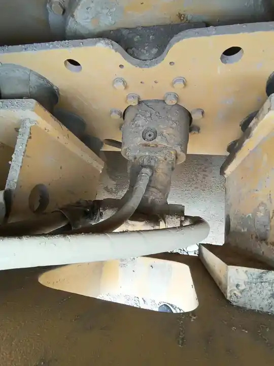 Used 18 ton Caterpillar Road Roller CAT CS76T Road Paving Machinery Soil Compactor made in USA - Cestovni valjak: slika Used 18 ton Caterpillar Road Roller CAT CS76T Road Paving Machinery Soil Compactor made in USA - Cestovni valjak Used 18 ton Caterpillar Road Roller CAT CS76T Road Paving Machinery Soil Compactor made in USA - Cestovni valjak: slika Used 18 ton Caterpillar Road Roller CAT CS76T Road Paving Machinery Soil Compactor made in USA - Cestovni valjak