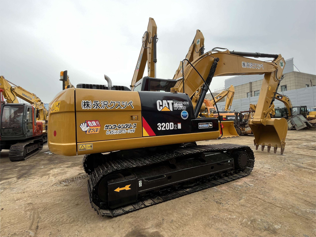 Used Cat Excavator CAT 320D High Quality Japan Used Construction Machine 20ton Excavator cat320d for sale - Bager: slika Used Cat Excavator CAT 320D High Quality Japan Used Construction Machine 20ton Excavator cat320d for sale - Bager Used Cat Excavator CAT 320D High Quality Japan Used Construction Machine 20ton Excavator cat320d for sale - Bager: slika Used Cat Excavator CAT 320D High Quality Japan Used Construction Machine 20ton Excavator cat320d for sale - Bager
