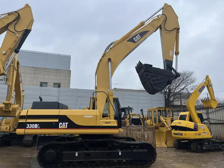 Used Caterpillar CAT 330BL excavator Japan Used CAT330BL 330CL Second Hand hydraulic crawler excavator in stock - Bager gusjeničar: slika Used Caterpillar CAT 330BL excavator Japan Used CAT330BL 330CL Second Hand hydraulic crawler excavator in stock - Bager gusjeničar Used Caterpillar CAT 330BL excavator Japan Used CAT330BL 330CL Second Hand hydraulic crawler excavator in stock - Bager gusjeničar: slika Used Caterpillar CAT 330BL excavator Japan Used CAT330BL 330CL Second Hand hydraulic crawler excavator in stock - Bager gusjeničar
