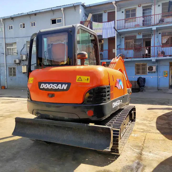 Used Doosan Machinery for Sale Mini excavator DH55-V DH60-7 for sale Fast Delivery Competitive Price Digger Hydraulic Excavator - Bager gusjeničar: slika Used Doosan Machinery for Sale Mini excavator DH55-V DH60-7 for sale Fast Delivery Competitive Price Digger Hydraulic Excavator - Bager gusjeničar Used Doosan Machinery for Sale Mini excavator DH55-V DH60-7 for sale Fast Delivery Competitive Price Digger Hydraulic Excavator - Bager gusjeničar: slika Used Doosan Machinery for Sale Mini excavator DH55-V DH60-7 for sale Fast Delivery Competitive Price Digger Hydraulic Excavator - Bager gusjeničar