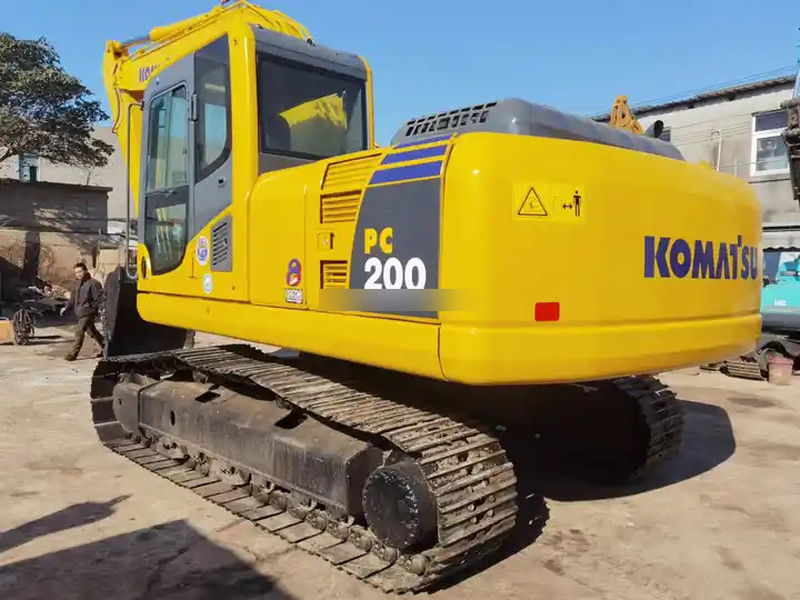 Used Komatus excavator PC200-8 in good condition for sale - Bager gusjeničar: slika Used Komatus excavator PC200-8 in good condition for sale - Bager gusjeničar Used Komatus excavator PC200-8 in good condition for sale - Bager gusjeničar: slika Used Komatus excavator PC200-8 in good condition for sale - Bager gusjeničar