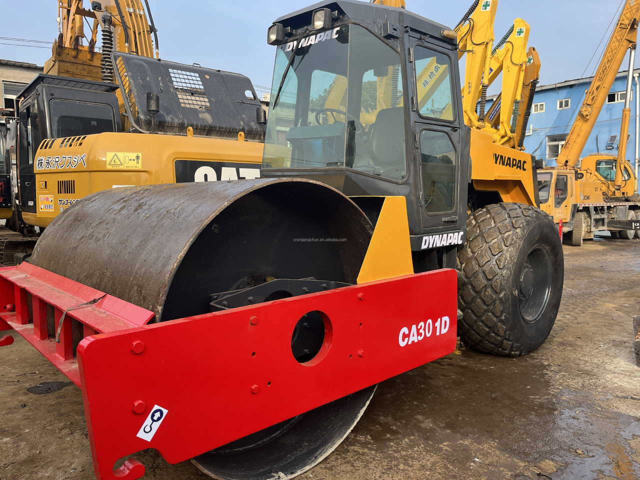 Used Original Dynapac Ca301d Road Rooller in high quality and cheap price with good operating in shanghai for Sale - Kompaktor: slika Used Original Dynapac Ca301d Road Rooller in high quality and cheap price with good operating in shanghai for Sale - Kompaktor Used Original Dynapac Ca301d Road Rooller in high quality and cheap price with good operating in shanghai for Sale - Kompaktor: slika Used Original Dynapac Ca301d Road Rooller in high quality and cheap price with good operating in shanghai for Sale - Kompaktor