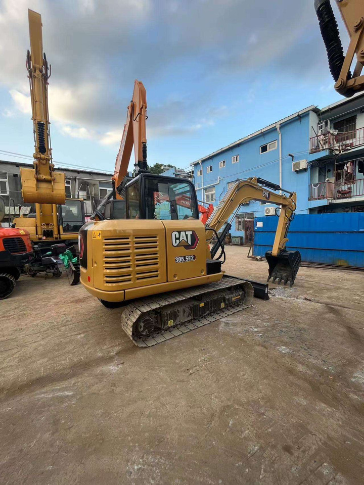 Used construction machine 305.5E2 CAT excavator mini 5 tons excavator in good condition on sale - Bager gusjeničar: slika Used construction machine 305.5E2 CAT excavator mini 5 tons excavator in good condition on sale - Bager gusjeničar Used construction machine 305.5E2 CAT excavator mini 5 tons excavator in good condition on sale - Bager gusjeničar: slika Used construction machine 305.5E2 CAT excavator mini 5 tons excavator in good condition on sale - Bager gusjeničar