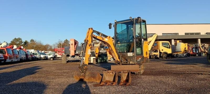 Bobcat E 17 - Mini bager: slika Bobcat E 17 - Mini bager Bobcat E 17 - Mini bager: slika Bobcat E 17 - Mini bager