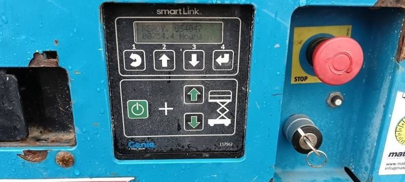 Škarasta podizna platforma Genie GS4047 - 13,7m - electric: slika Škarasta podizna platforma Genie GS4047 - 13,7m - electric