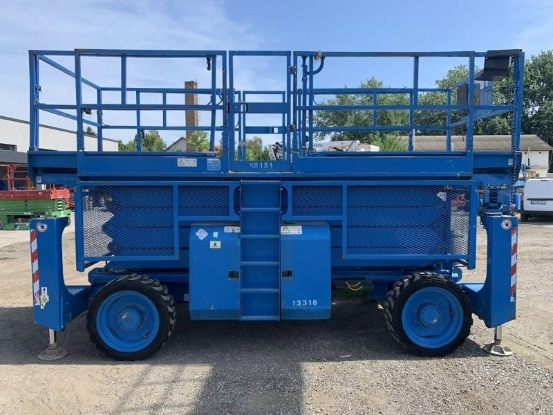 Genie GS4390 - 15,11m, diesel, 4x4 - Škarasta podizna platforma: slika Genie GS4390 - 15,11m, diesel, 4x4 - Škarasta podizna platforma Genie GS4390 - 15,11m, diesel, 4x4 - Škarasta podizna platforma: slika Genie GS4390 - 15,11m, diesel, 4x4 - Škarasta podizna platforma