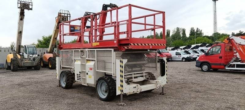 Genie GS4390 - 15,11m, diesel, 4x4 - Škarasta podizna platforma: slika Genie GS4390 - 15,11m, diesel, 4x4 - Škarasta podizna platforma Genie GS4390 - 15,11m, diesel, 4x4 - Škarasta podizna platforma: slika Genie GS4390 - 15,11m, diesel, 4x4 - Škarasta podizna platforma