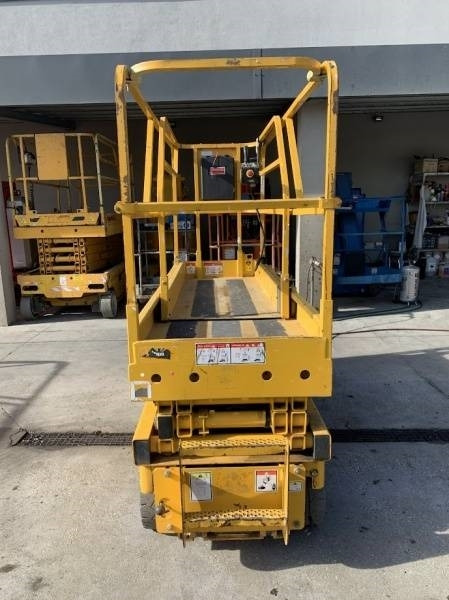 Haulotte Compact 8 - 8m, electric - Škarasta podizna platforma: slika Haulotte Compact 8 - 8m, electric - Škarasta podizna platforma Haulotte Compact 8 - 8m, electric - Škarasta podizna platforma: slika Haulotte Compact 8 - 8m, electric - Škarasta podizna platforma