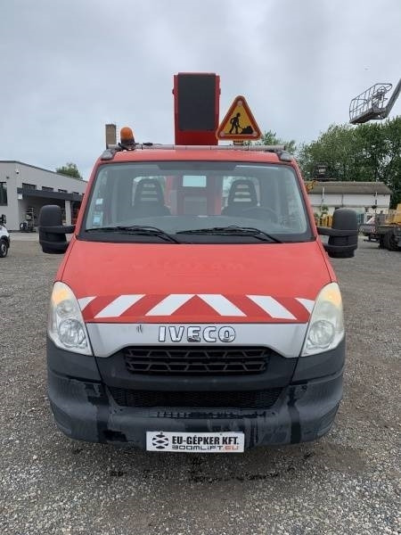 Iveco Daily GSR E179T - 17,1m - 200 kg - Podizna platforma montirana na kamion: slika Iveco Daily GSR E179T - 17,1m - 200 kg - Podizna platforma montirana na kamion Iveco Daily GSR E179T - 17,1m - 200 kg - Podizna platforma montirana na kamion: slika Iveco Daily GSR E179T - 17,1m - 200 kg - Podizna platforma montirana na kamion