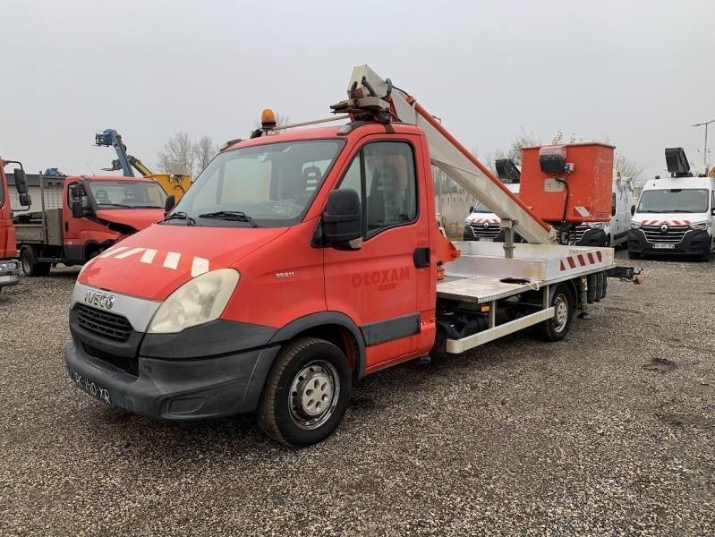 Iveco Daily Multitel 160 ALU DS - 16m - Podizna platforma montirana na kamion: slika Iveco Daily Multitel 160 ALU DS - 16m - Podizna platforma montirana na kamion Iveco Daily Multitel 160 ALU DS - 16m - Podizna platforma montirana na kamion: slika Iveco Daily Multitel 160 ALU DS - 16m - Podizna platforma montirana na kamion