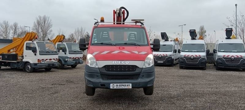 Iveco Daily Multitel MT182 DS - 18,2 m - Podizna platforma montirana na kamion: slika Iveco Daily Multitel MT182 DS - 18,2 m - Podizna platforma montirana na kamion Iveco Daily Multitel MT182 DS - 18,2 m - Podizna platforma montirana na kamion: slika Iveco Daily Multitel MT182 DS - 18,2 m - Podizna platforma montirana na kamion