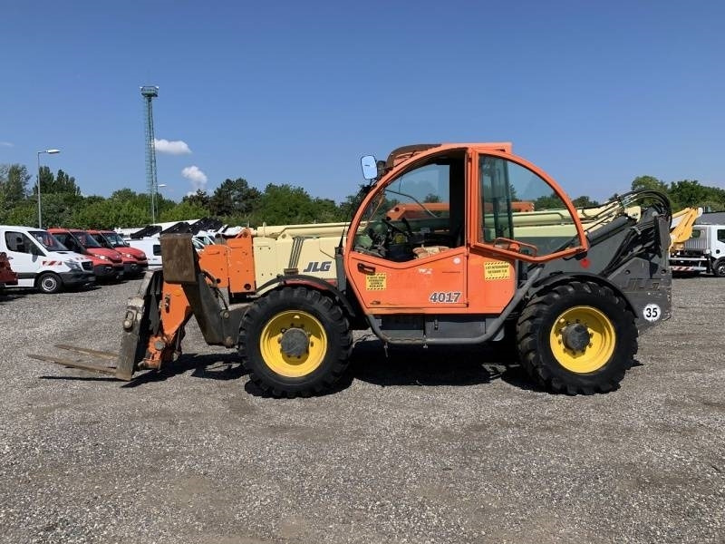 JLG 4017 PS - 17,3m - 4T - 4x4x4 - Teleskopski rukovatelj: slika JLG 4017 PS - 17,3m - 4T - 4x4x4 - Teleskopski rukovatelj JLG 4017 PS - 17,3m - 4T - 4x4x4 - Teleskopski rukovatelj: slika JLG 4017 PS - 17,3m - 4T - 4x4x4 - Teleskopski rukovatelj