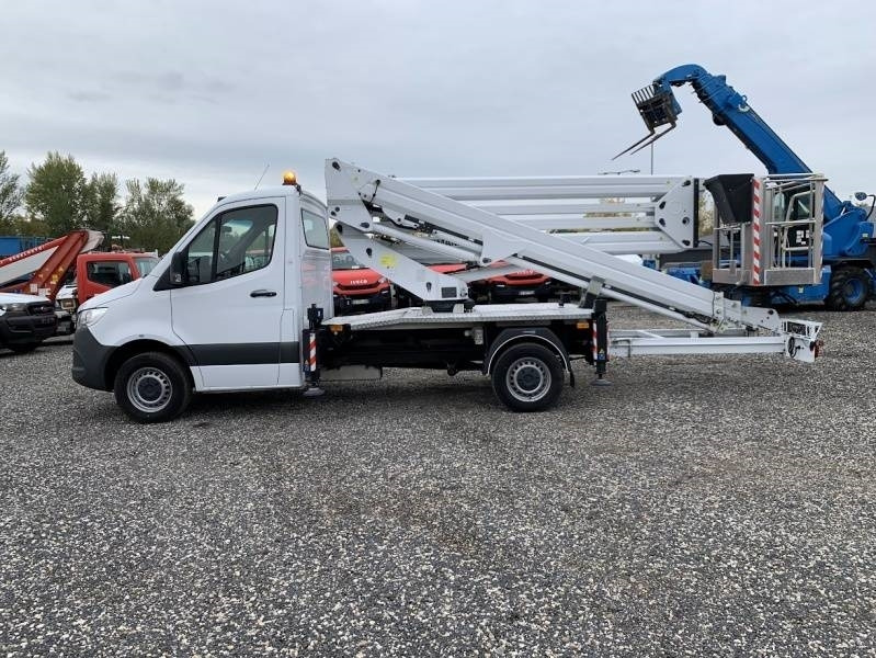 Mercedes-Benz Sprinter Ruthmann-Ecoline RS240 - 23,6m - 250 kg - Podizna platforma montirana na kamion: slika Mercedes-Benz Sprinter Ruthmann-Ecoline RS240 - 23,6m - 250 kg - Podizna platforma montirana na kamion Mercedes-Benz Sprinter Ruthmann-Ecoline RS240 - 23,6m - 250 kg - Podizna platforma montirana na kamion: slika Mercedes-Benz Sprinter Ruthmann-Ecoline RS240 - 23,6m - 250 kg - Podizna platforma montirana na kamion