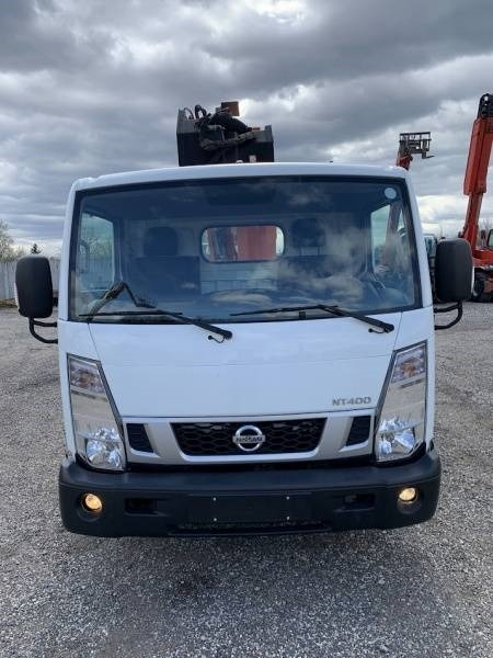 Nissan Cabstar Benelli BA22 - 22 m - Podizna platforma montirana na kamion: slika Nissan Cabstar Benelli BA22 - 22 m - Podizna platforma montirana na kamion Nissan Cabstar Benelli BA22 - 22 m - Podizna platforma montirana na kamion: slika Nissan Cabstar Benelli BA22 - 22 m - Podizna platforma montirana na kamion