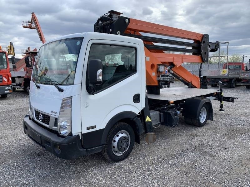 Nissan Cabstar Benelli BA22 - 22 m - Podizna platforma montirana na kamion: slika Nissan Cabstar Benelli BA22 - 22 m - Podizna platforma montirana na kamion Nissan Cabstar Benelli BA22 - 22 m - Podizna platforma montirana na kamion: slika Nissan Cabstar Benelli BA22 - 22 m - Podizna platforma montirana na kamion