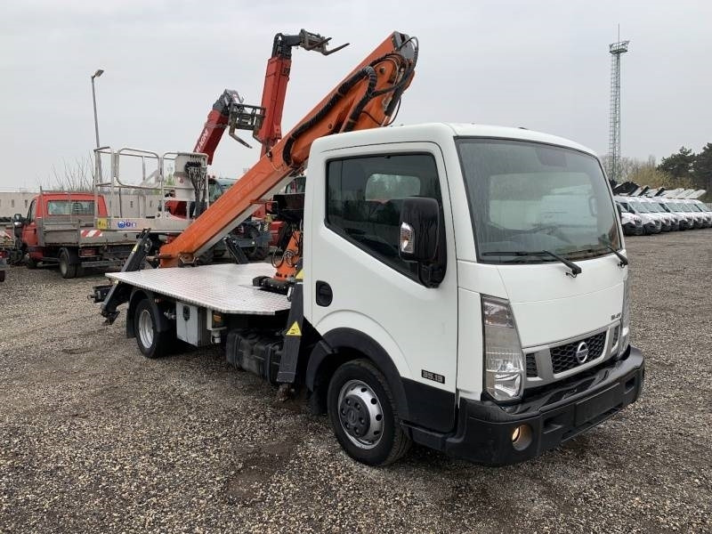 Nissan Cabstar Benelli BT-18 - 18 m - Podizna platforma montirana na kamion: slika Nissan Cabstar Benelli BT-18 - 18 m - Podizna platforma montirana na kamion Nissan Cabstar Benelli BT-18 - 18 m - Podizna platforma montirana na kamion: slika Nissan Cabstar Benelli BT-18 - 18 m - Podizna platforma montirana na kamion
