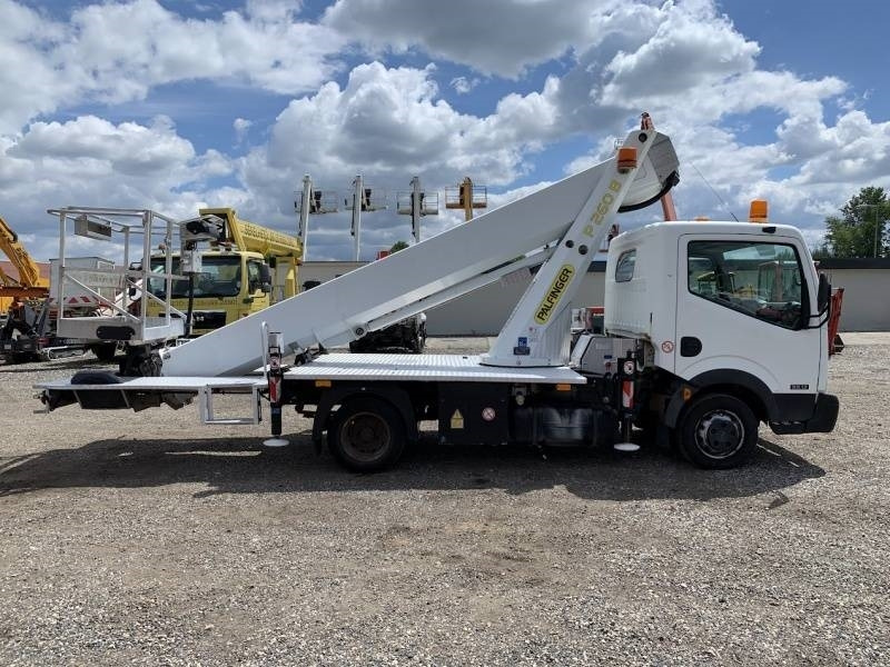 Nissan Cabstar Palfinger P260B - 25,6 m - 230 kg - Podizna platforma montirana na kamion: slika Nissan Cabstar Palfinger P260B - 25,6 m - 230 kg - Podizna platforma montirana na kamion Nissan Cabstar Palfinger P260B - 25,6 m - 230 kg - Podizna platforma montirana na kamion: slika Nissan Cabstar Palfinger P260B - 25,6 m - 230 kg - Podizna platforma montirana na kamion