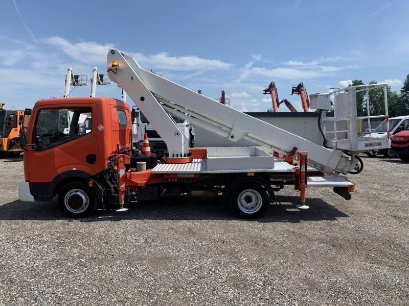 Nissan Cabstar Ruthmann-Steiger TB220 - 22,1m - 200 kg - Podizna platforma montirana na kamion: slika Nissan Cabstar Ruthmann-Steiger TB220 - 22,1m - 200 kg - Podizna platforma montirana na kamion Nissan Cabstar Ruthmann-Steiger TB220 - 22,1m - 200 kg - Podizna platforma montirana na kamion: slika Nissan Cabstar Ruthmann-Steiger TB220 - 22,1m - 200 kg - Podizna platforma montirana na kamion