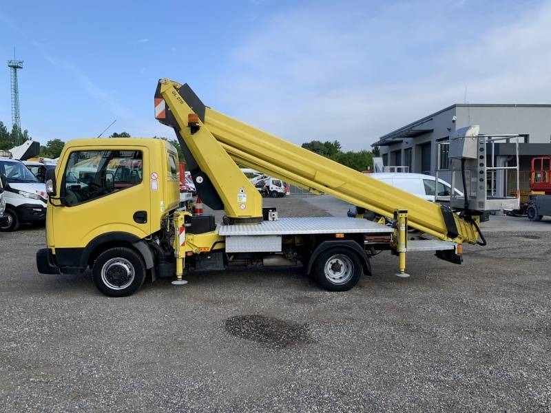Nissan Cabstar Ruthmann-Steiger TB270 - 27m - 230 kg - Podizna platforma montirana na kamion: slika Nissan Cabstar Ruthmann-Steiger TB270 - 27m - 230 kg - Podizna platforma montirana na kamion Nissan Cabstar Ruthmann-Steiger TB270 - 27m - 230 kg - Podizna platforma montirana na kamion: slika Nissan Cabstar Ruthmann-Steiger TB270 - 27m - 230 kg - Podizna platforma montirana na kamion