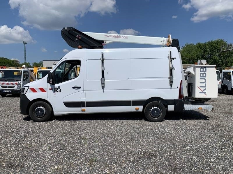 Renault Master Klubb K32 - 12,5 m, 120 kg - Podizna platforma montirana na kamion: slika Renault Master Klubb K32 - 12,5 m, 120 kg - Podizna platforma montirana na kamion Renault Master Klubb K32 - 12,5 m, 120 kg - Podizna platforma montirana na kamion: slika Renault Master Klubb K32 - 12,5 m, 120 kg - Podizna platforma montirana na kamion