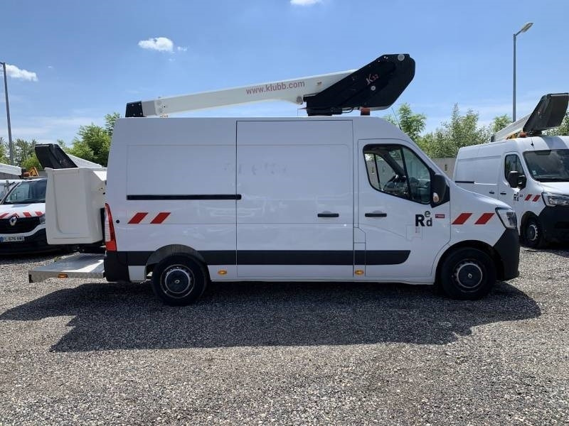 Renault Master Klubb K32 - 12,5 m, 120 kg - Podizna platforma montirana na kamion: slika Renault Master Klubb K32 - 12,5 m, 120 kg - Podizna platforma montirana na kamion Renault Master Klubb K32 - 12,5 m, 120 kg - Podizna platforma montirana na kamion: slika Renault Master Klubb K32 - 12,5 m, 120 kg - Podizna platforma montirana na kamion