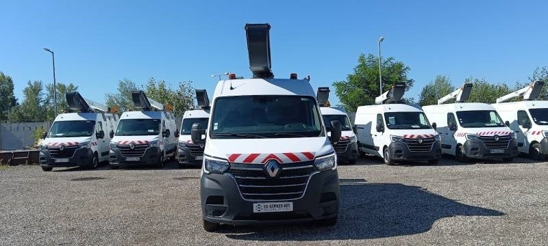 Renault Master Klubb KL32 - 12,5 m, 120 kg - Podizna platforma montirana na kamion: slika Renault Master Klubb KL32 - 12,5 m, 120 kg - Podizna platforma montirana na kamion Renault Master Klubb KL32 - 12,5 m, 120 kg - Podizna platforma montirana na kamion: slika Renault Master Klubb KL32 - 12,5 m, 120 kg - Podizna platforma montirana na kamion