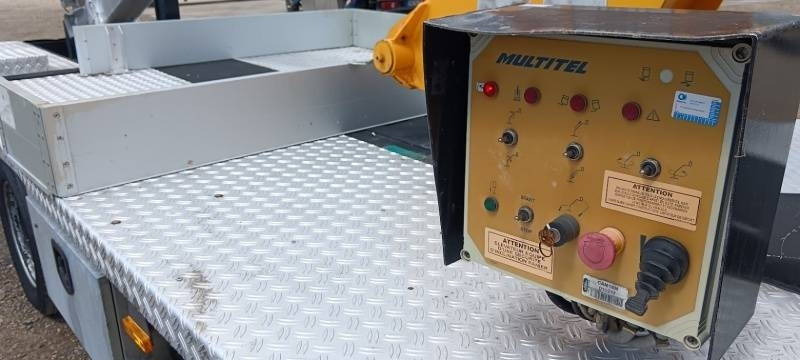 Podizna platforma montirana na kamion Renault Maxity Multitel 160 ALU DS - 16m: slika Podizna platforma montirana na kamion Renault Maxity Multitel 160 ALU DS - 16m Podizna platforma montirana na kamion Renault Maxity Multitel 160 ALU DS - 16m: slika Podizna platforma montirana na kamion Renault Maxity Multitel 160 ALU DS - 16m