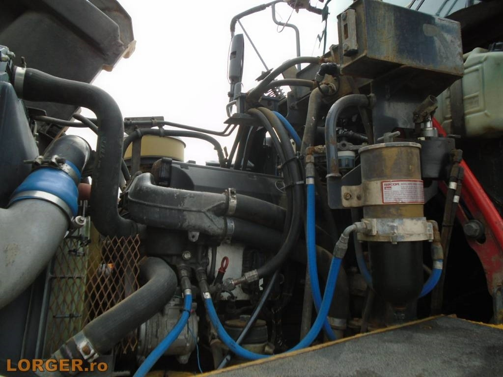 Zglobni istovarivač Bell B 25 D: slika Zglobni istovarivač Bell B 25 D Zglobni istovarivač Bell B 25 D: slika Zglobni istovarivač Bell B 25 D