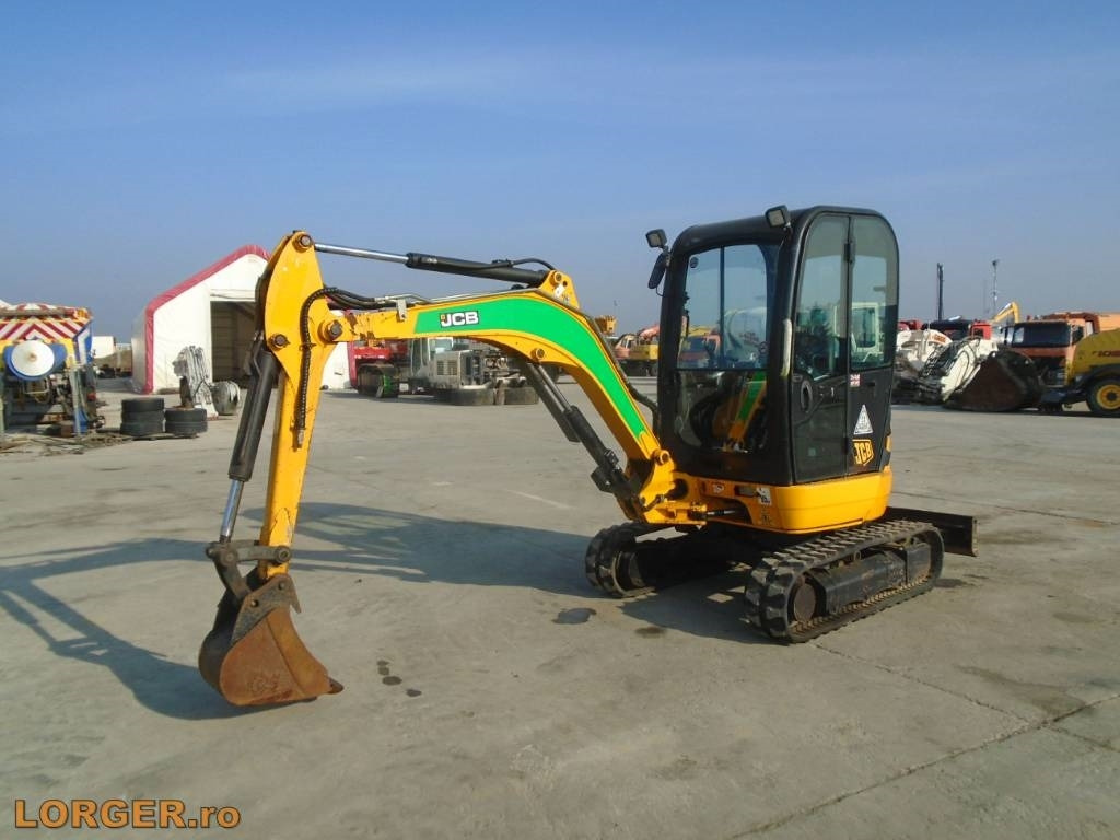 JCB 8025 - Mini bager: slika JCB 8025 - Mini bager JCB 8025 - Mini bager: slika JCB 8025 - Mini bager