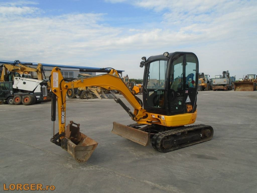 JCB 8025 ZTS - Mini bager: slika JCB 8025 ZTS - Mini bager JCB 8025 ZTS - Mini bager: slika JCB 8025 ZTS - Mini bager