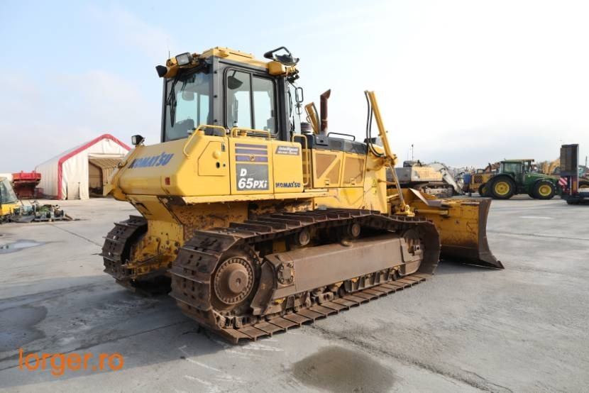 Komatsu D 65 PX-18 - Buldožer: slika Komatsu D 65 PX-18 - Buldožer Komatsu D 65 PX-18 - Buldožer: slika Komatsu D 65 PX-18 - Buldožer