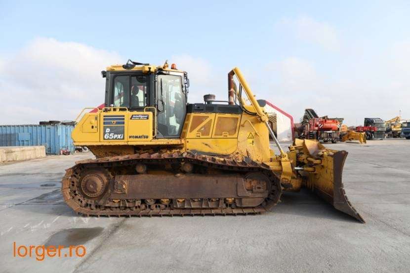 Komatsu D 65 PX-18 - Buldožer: slika Komatsu D 65 PX-18 - Buldožer Komatsu D 65 PX-18 - Buldožer: slika Komatsu D 65 PX-18 - Buldožer