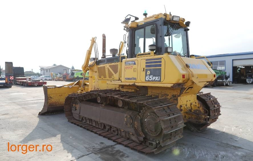 Komatsu D 65 PX-18 - Buldožer: slika Komatsu D 65 PX-18 - Buldožer Komatsu D 65 PX-18 - Buldožer: slika Komatsu D 65 PX-18 - Buldožer