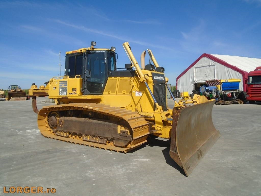 Komatsu D65PX-18 / 3700 h / 2018 - Buldožer: slika Komatsu D65PX-18 / 3700 h / 2018 - Buldožer Komatsu D65PX-18 / 3700 h / 2018 - Buldožer: slika Komatsu D65PX-18 / 3700 h / 2018 - Buldožer
