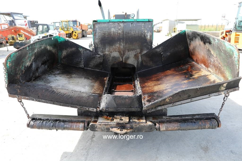 Vögele Super 600 - Finišer za asfalt: slika Vögele Super 600 - Finišer za asfalt Vögele Super 600 - Finišer za asfalt: slika Vögele Super 600 - Finišer za asfalt